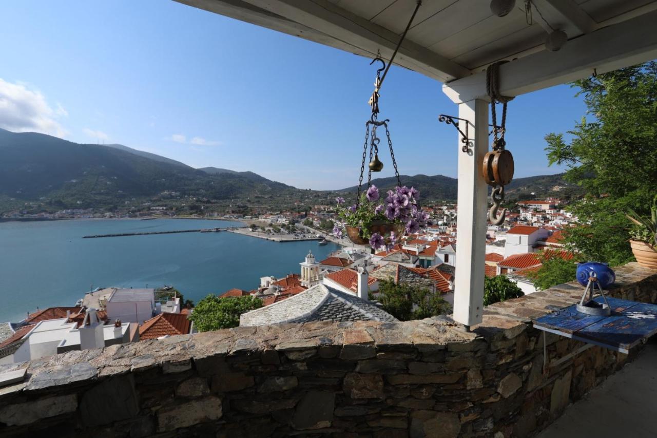 Villea Seaview Apartments Skopelos Town Exterior photo