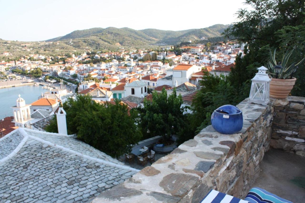 Villea Seaview Apartments Skopelos Town Exterior photo
