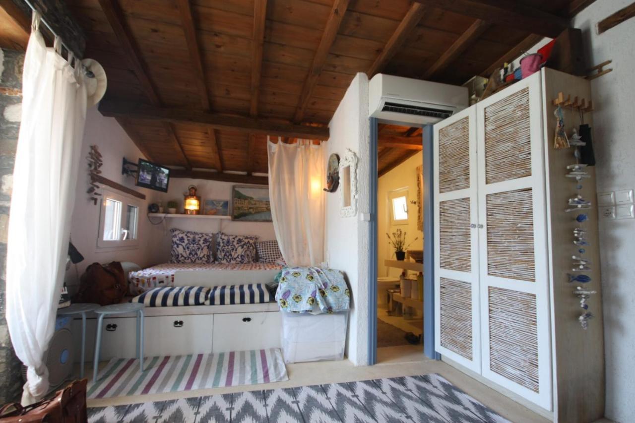Villea Seaview Apartments Skopelos Town Exterior photo