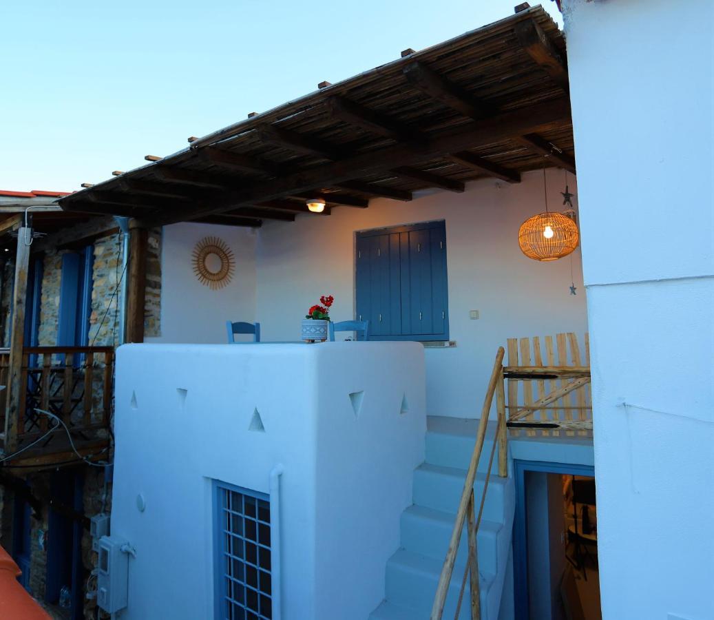 Villea Seaview Apartments Skopelos Town Exterior photo